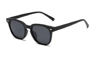 028  Waye Polarized